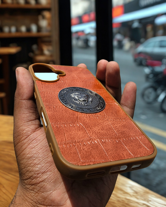 IPHONE APPLE LEATHER SANATA BARBARA 3D LION WITH SILVER IN BROWN